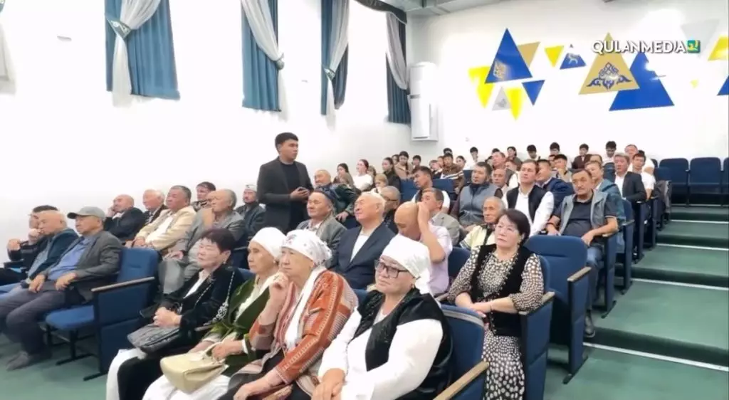 «Воспитание отца — основа воспитания нации»: в Жамбылской области прошел районный форум отцов