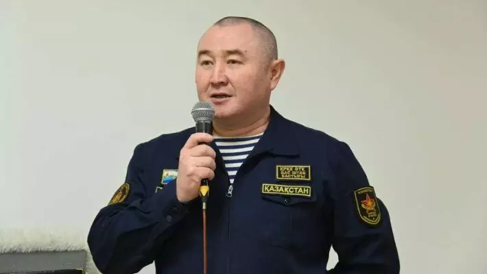 Бывшего главкома ВМС Казахстана задержали после гибели 14 военных на учениях