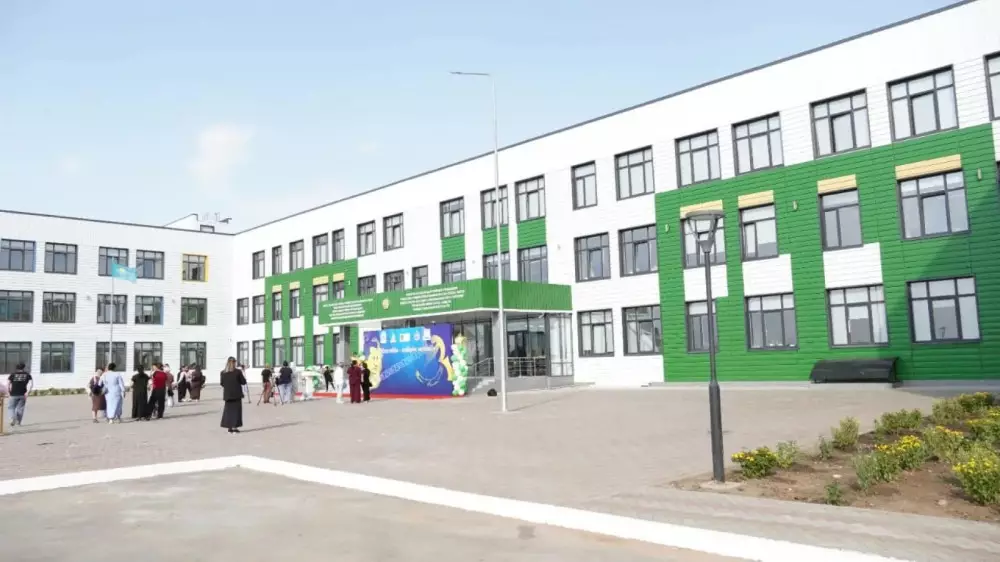 38 новых школ построили в ЗКО за три года