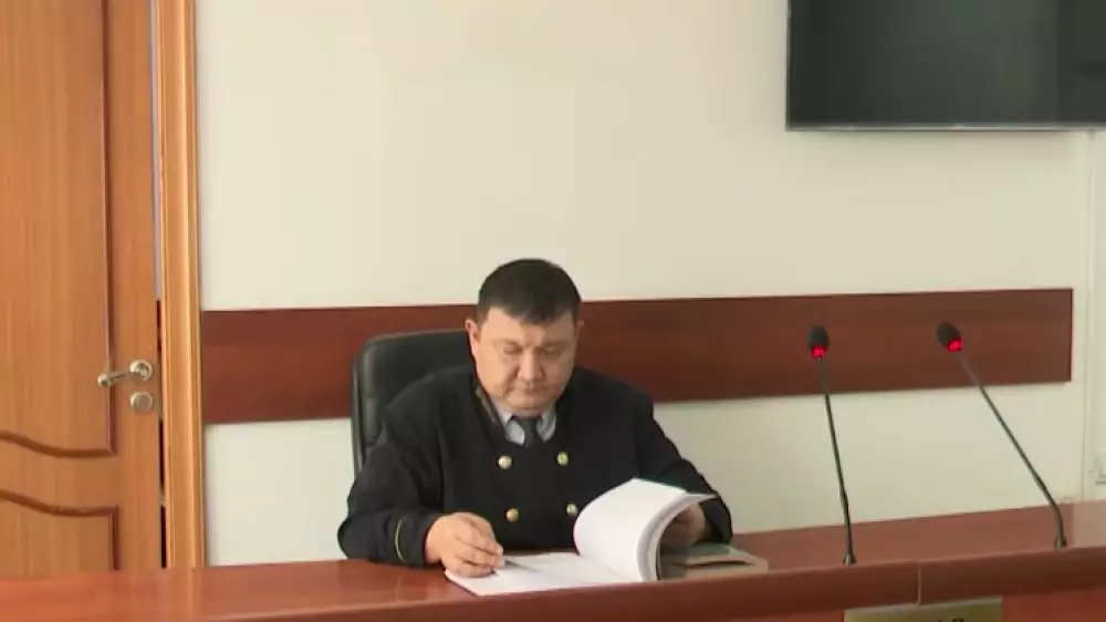 В Шымкенте шестерых человек судят по делу об убийстве мастера спорта по вольной борьбе