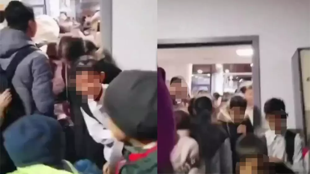 Директора школы в Астане уволили после видео с давкой школьников
