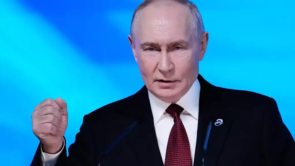 Путин орыс тілін “ТМД-ны біріктіретін қуатты күш” деп атады