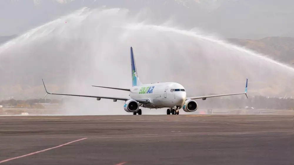 Первый грузовой рейс flydubai прибыл в Алматы: самолет заправила “КМГ-Аэро“