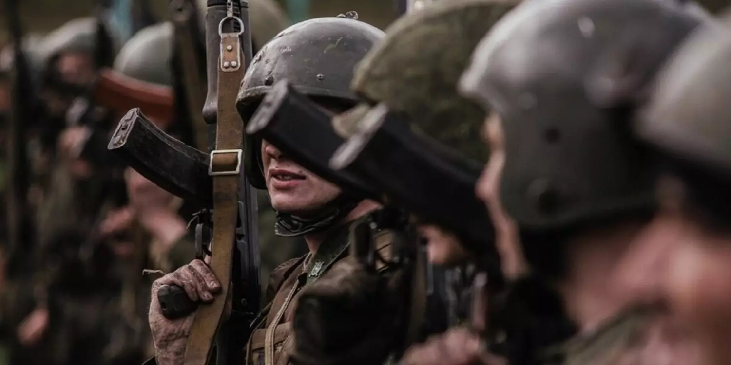 «Луганскіге бара жатқанда ойланбады ма?»: Блогер соғыс аймағына жұмысқа барған қазақстандықтарды сынға алды