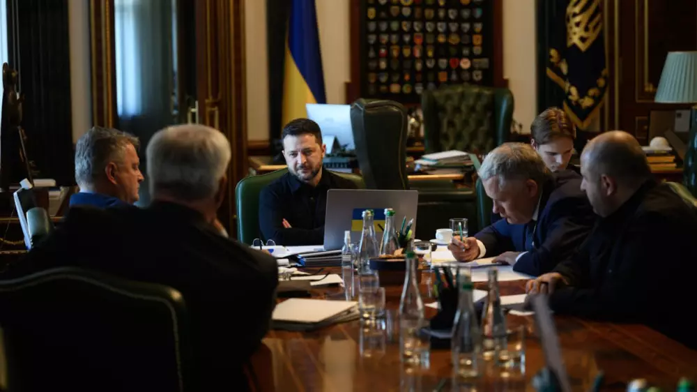 Еуропа Трамптың Украина басшысын ауыстыру туралы үндеуінен кейін Зеленскийді қолдады