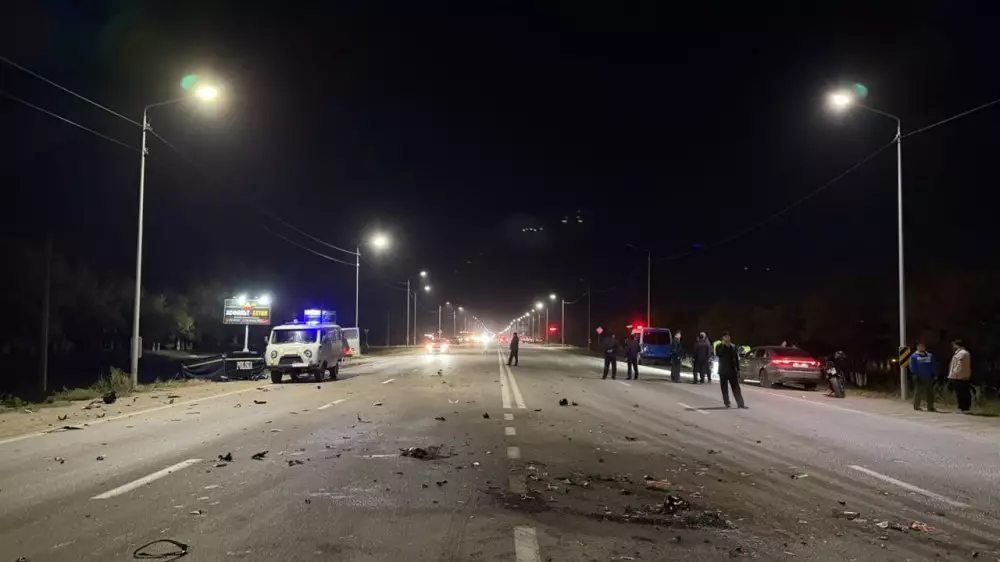 Смертельная авария с двумя мотоциклами и КамАЗом произошла в Тобыле