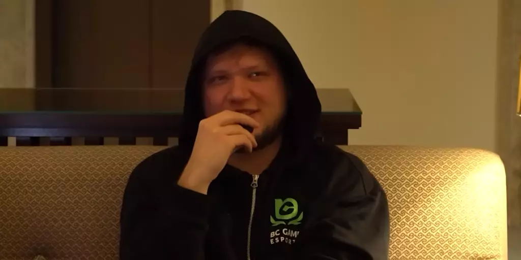 S1mple: CS2-дегі best-of-5 матчтар алдында тамақ таңдауы туралы
