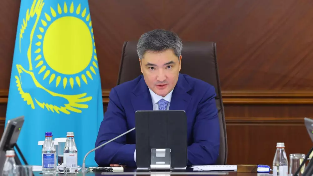 Бектенов әкімдерден қосымша қаражат табуды талап етті