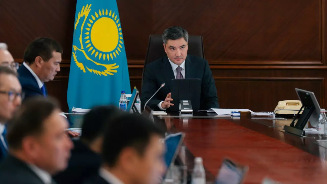 Бектенов: Жыл соңына дейін инфляция 10%-дан аспауы тиіс