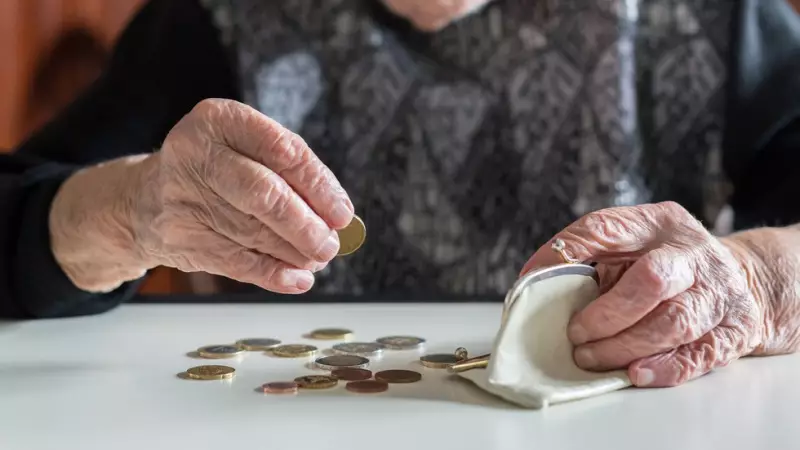 Пенсии в Казахстане планируют повысить на 8,5% с 2027 года