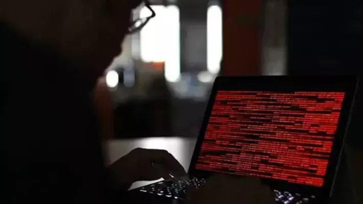 В Ташкенте мошенники похитили 8 млн долларов, выдавая себя за сотрудников банков
