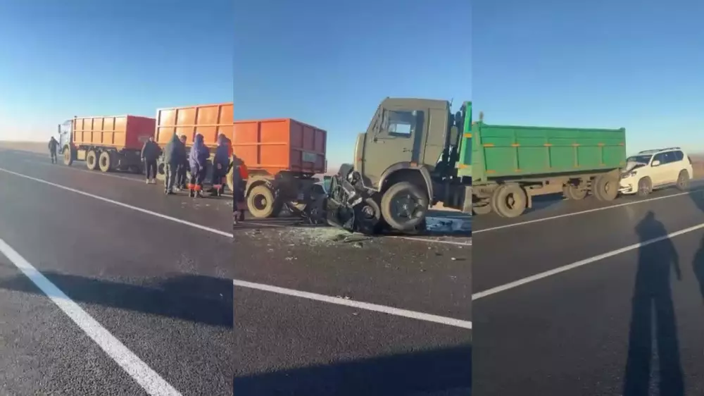 Директор детсада и воспитатели погибли в ДТП на севере Казахстана