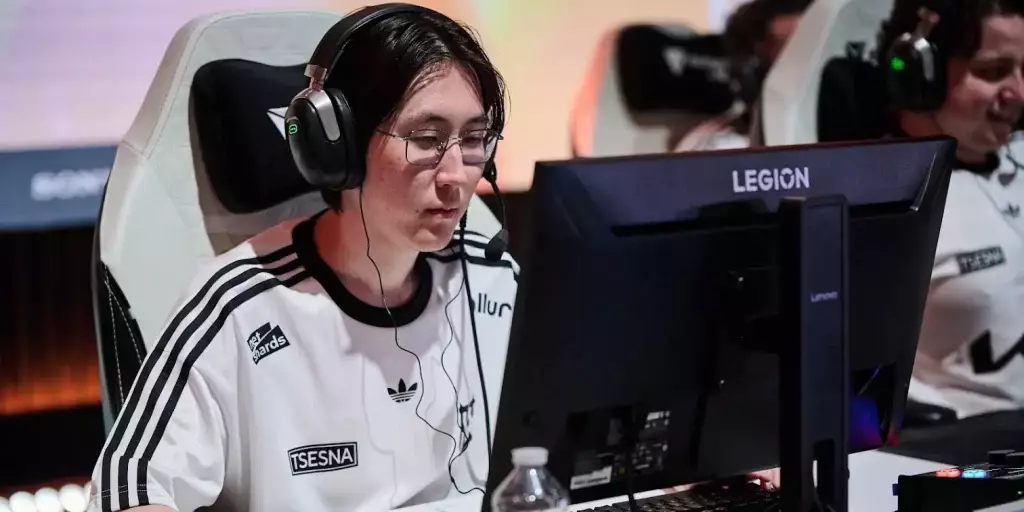 Yellow Submarine DreamLeague Season 30 жабық іріктеуінің жоғарғы финалында Power Rangers‑ты 2:0 жеңді