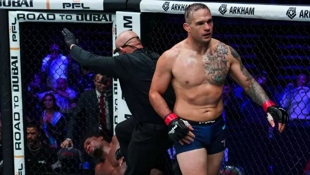 Жёстким избиением завершился бой экс-соперника казахстанца из UFC