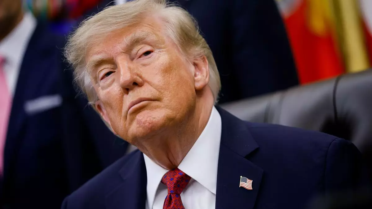Трамп Зеленскийді Украинадағы соғысты аяқтағысы келмейді деп айыптады