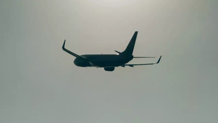 Қазақстан аспанында белгі берген S7 Airlines ұшағы Омбыға қонды