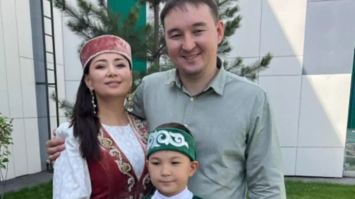 «Барлығыңыз сын жазып жатырсыздар»: Мәдина Сәдуақасова желіде тараған видеоға қатысты мәлімдеме жасады (ВИДЕО)