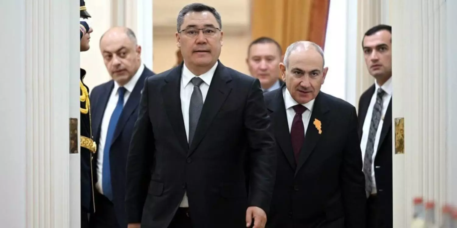 Пашинян неліктен Жапаровты «Қазақстан президенті» деп атады: істің мән-жайы