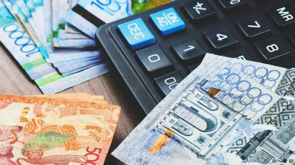 30 мың әскери қызметшінің несиесі кейінге шегерілді