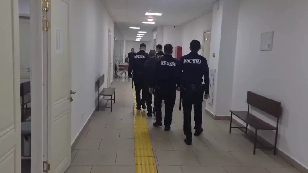 Қазақстандық екі балаға АИТВ жұқтыру ісі бойынша өмір бойына бас бостандығынан айырылды