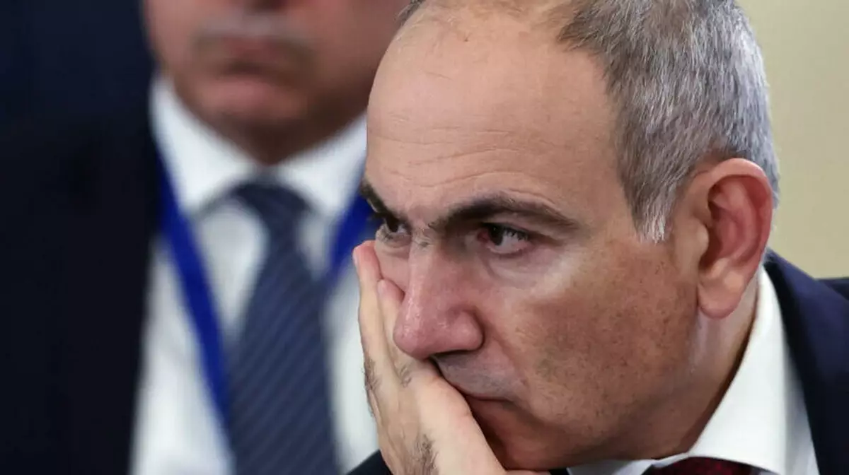 Пашинян перепутал Кыргызстан с Казахстаном — должности лишился другой чиновник