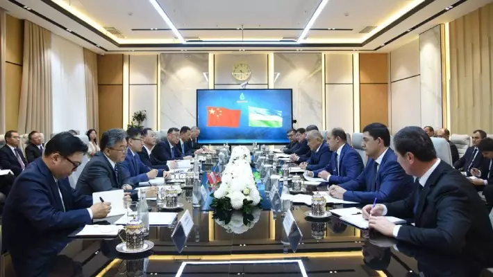«Узбекнефтегаз» обсуждает с китайской CNPC долгосрочные поставки нефтепродуктов