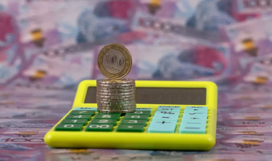Қазақстанда азаматтар өмір бойғы зейнетақы төлемін 50 жастан бастап ала алады