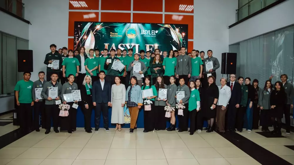 В Павлодаре подвели итоги сезона трудовых отрядов “Жасыл ел“