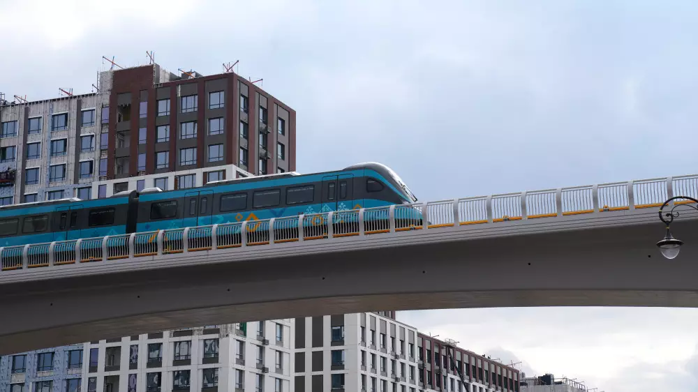 Жизнь под эстакадой: каково это – соседствовать с астанинским LRT