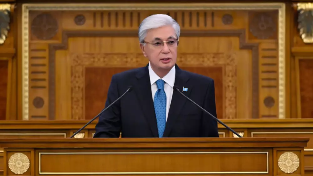 Тоқаев 2027 жылдың соңына дейін жаңа Азаматтық кодекс қабылдауды ұсынды