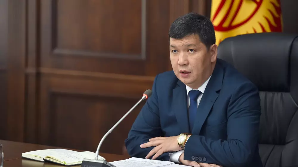 “Тұтас бір қойды жеп қоясыздар ма?“ Бішкек мэрі шенеуніктің түскі асына аударылған ақшаға шүйлікті