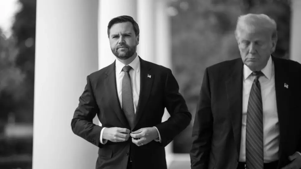 Трамп поручил Вэнсу связаться с Тегераном в попытке возобновить переговоры - СМИ