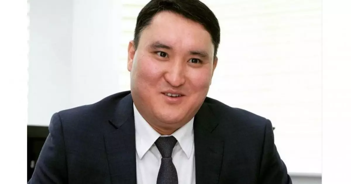Теңге нығайғанымен, халықтың қалтасы неге жеңілдемеді? Экономист түсіндірді