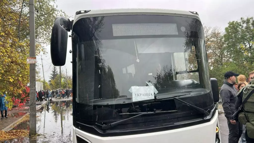Алешкиде тұрғындарды эвакуациялау басталды: колоннада 25 автобус бар